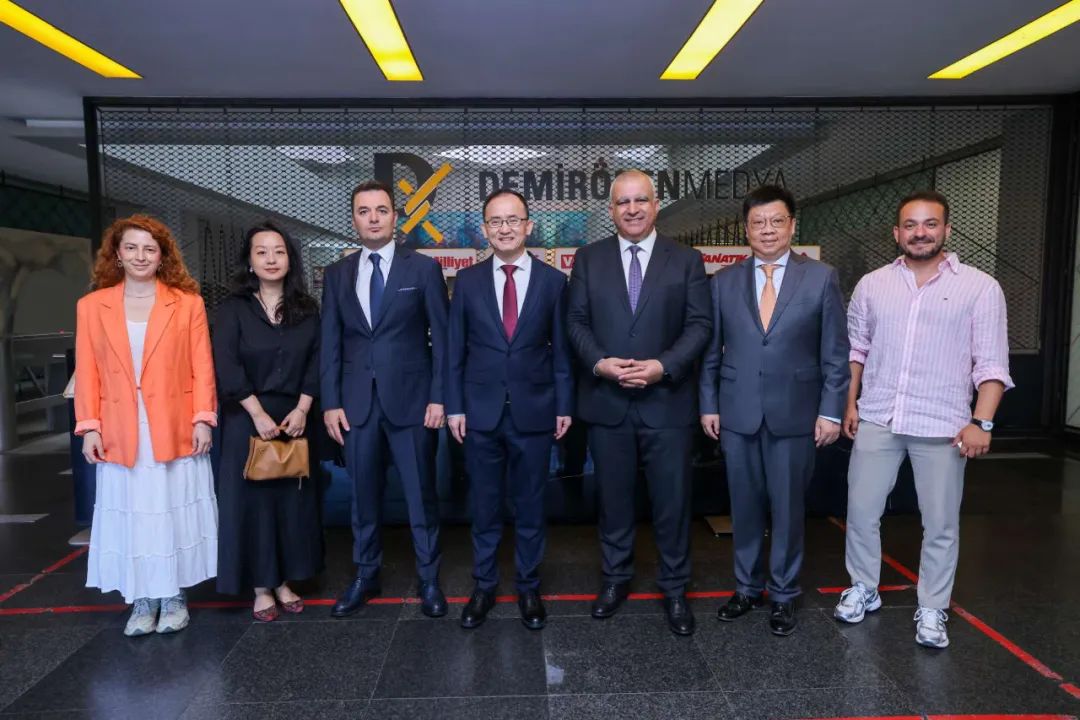 德米罗兰2.jpg
